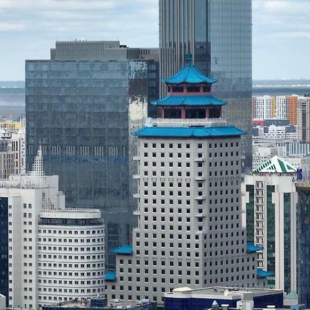 โรงแรม เบจิง พาเลซ โซลักซ์ แอสทานา อัสตานา ภายนอก รูปภาพ The building in 2011